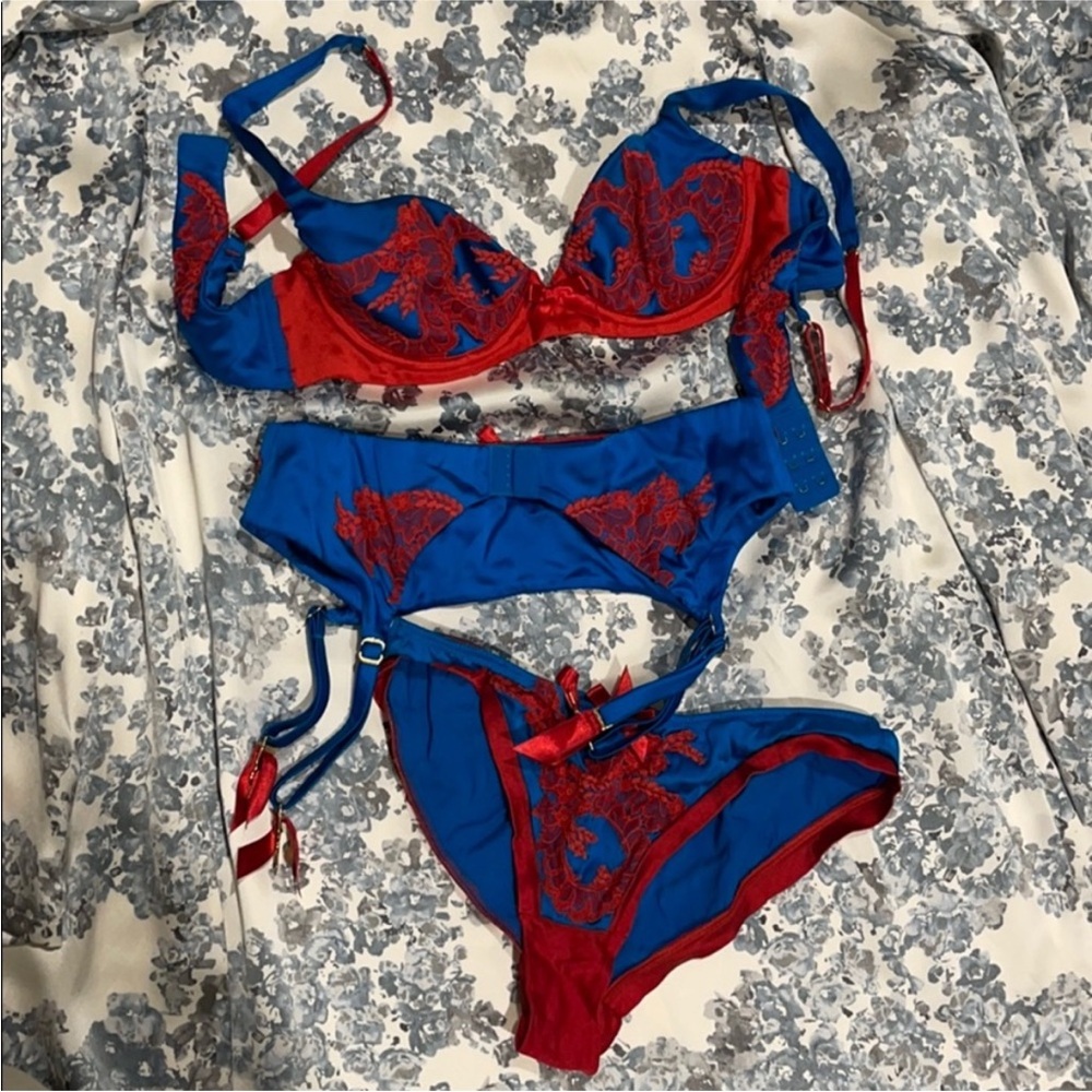 Agent provocateur Soirée collection set